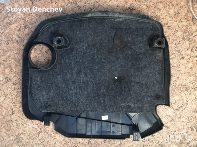 Декоративен капак върху двигателя за бмв f30. F31 бензин от 2011 до 2021, снимка 2 - Части - 53042100