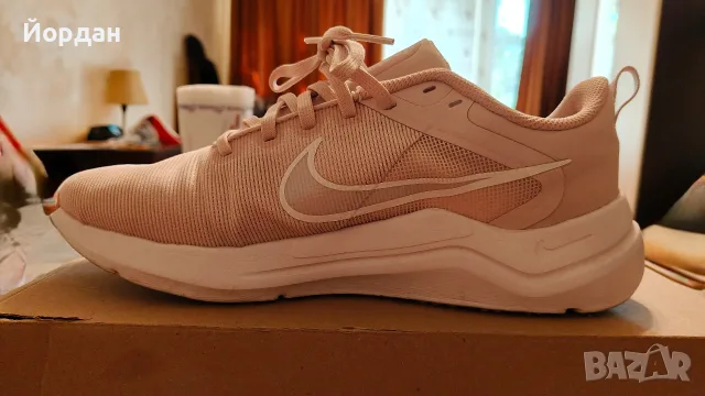 W NIKE DOWNSHIFTER 12 бледо розови Номер 41 Дамски летни маратонки /сникърси, снимка 6 - Маратонки - 55771691