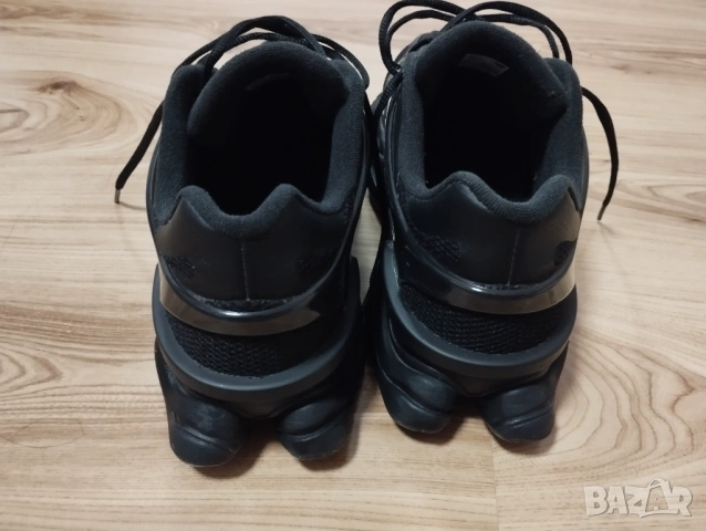 Маратонки New Balance 44, снимка 5 - Маратонки - 53706307