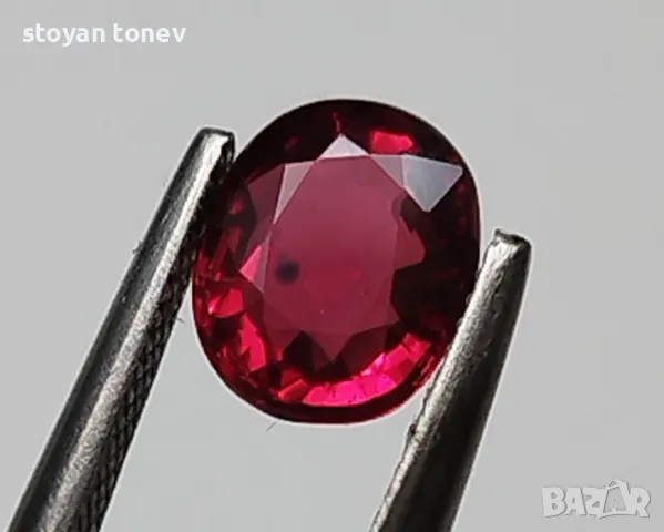 Вълнуващ изящен рубин 1.00кт.! Сертифициран! Нов!, снимка 9 - Други - 49656399