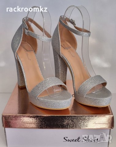 Официални дамски обувки на висок квадратен ток с платформа в сребрист цвят, снимка 2 - Дамски обувки на ток - 40120471