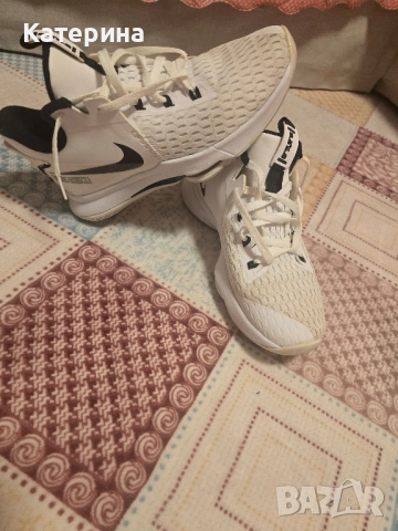 Маратонки Nike, снимка 2 - Маратонки - 52408546