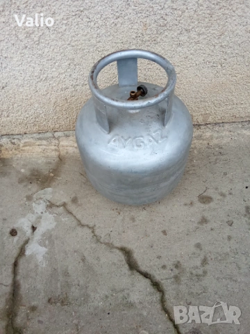 Продавам газова бутилка 