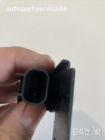 Бутон за отваряне/затваряне на капака за KIA Carnival 2.9 CRDi (2006–2012) 93880-4D000, снимка 2 - Части - 53192266