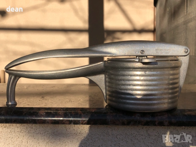 Vintage ръчна преса за плодове, снимка 9 - Антикварни и старинни предмети - 53509261