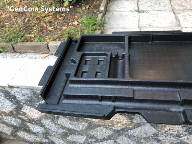 Mercedes W204/S204 оригинална тава за багажник (А2046800230), снимка 3 - Аксесоари и консумативи - 33963846