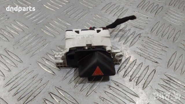 Бутон аварийни светлини Ford Focus 2001г.	