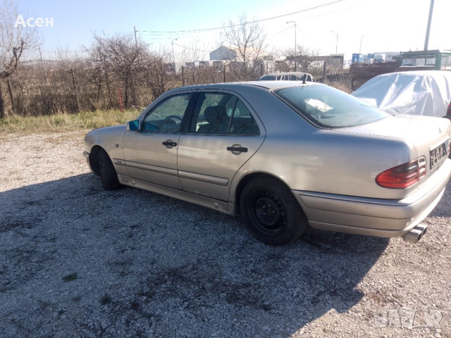 Мерцедес е220цди на части, снимка 7 - Автомобили и джипове - 52776410