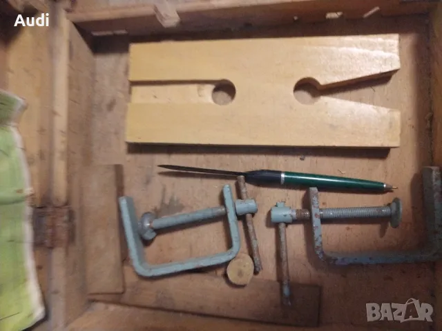 Комплект дърводелско ренде, прав ъгъл, шаблон. 2 скоби и кутия. , снимка 5 - Стяги - 49705921