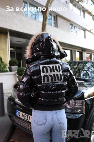 Black Weekend💯✅🖤Miu Miu Дамско Черно Лачено Зимно Яке С Качулка С Пух Код A1227, снимка 2 - Якета - 52676223