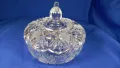 Масивна кристална захарница или бонбониера с капаче, снимка 1
