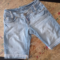 Къси панталонки С размер , снимка 1 - Къси панталони и бермуди - 36505391