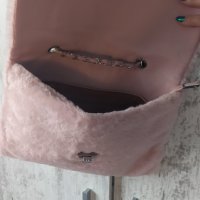 Розова пух чантичка , снимка 3 - Чанти - 39403345