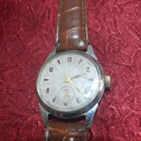 Стар механичен часовник, снимка 11 - Антикварни и старинни предмети - 36402227