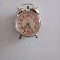 Настолен часовник Слава, снимка 1 - Други ценни предмети - 40536456