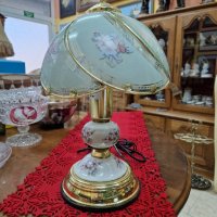 Превъзходна антикварна колекционерска английска нощна лампа порцеланова с месинг , снимка 4 - Антикварни и старинни предмети - 42152692