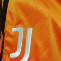 Juventus Adidas нови оранжеви футболни шорти къси гащи Ювентус трети екип 2020/2021, снимка 3 - Спортни дрехи, екипи - 41638025