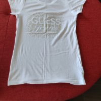 Бяла тениска на GUESS, снимка 1 - Тениски - 42418009