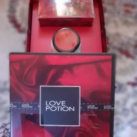 Love Potion ORIFLAME - нов комплект - парфюм и крем за тяло , снимка 2 - Дамски парфюми - 41565673