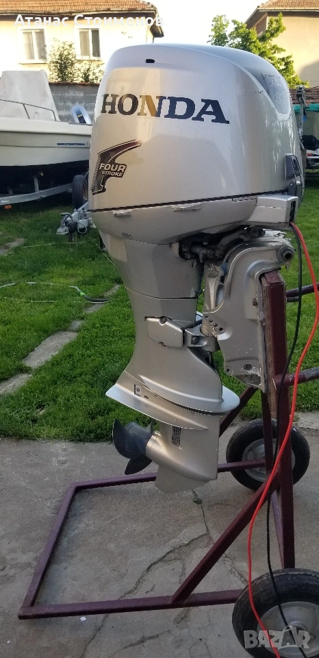 Двигател за лодка Honda , снимка 1