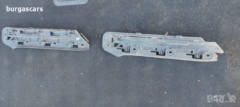 Държач предна броня 1T0 807 935 Vw Touran - 40лв, снимка 1