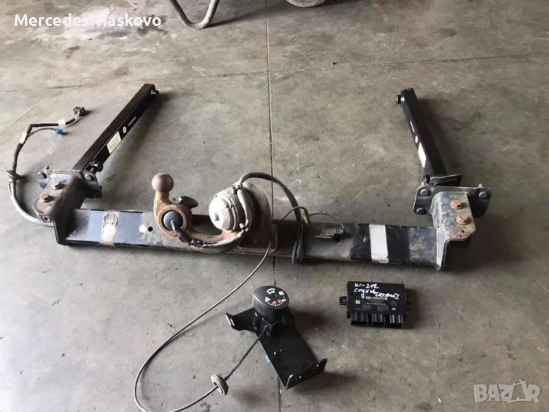 Теглич за Е-класа 212, снимка 1