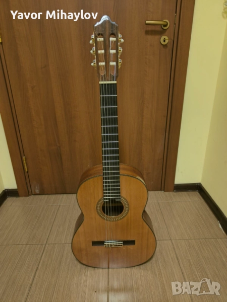 класическа китара масив Miguel Hernandez, снимка 1