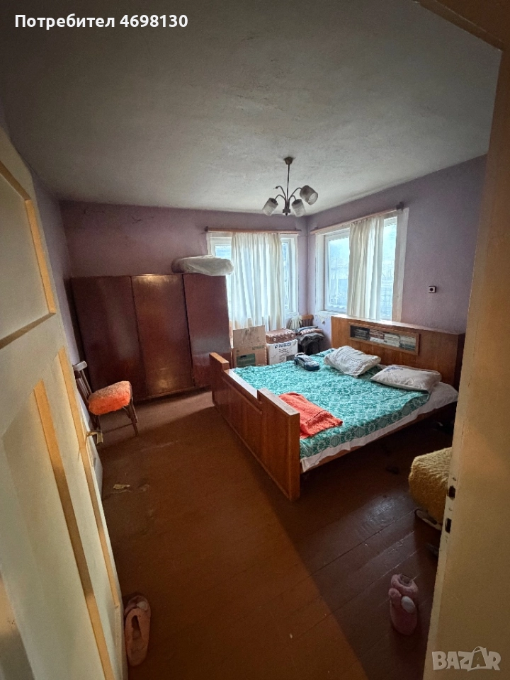 Къща с двор, снимка 1