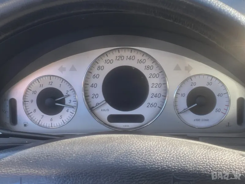 W211 avantgarde facelift километражно табло , снимка 1