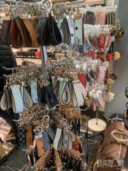 ключодържатели guess gucci louis vuitton, снимка 1