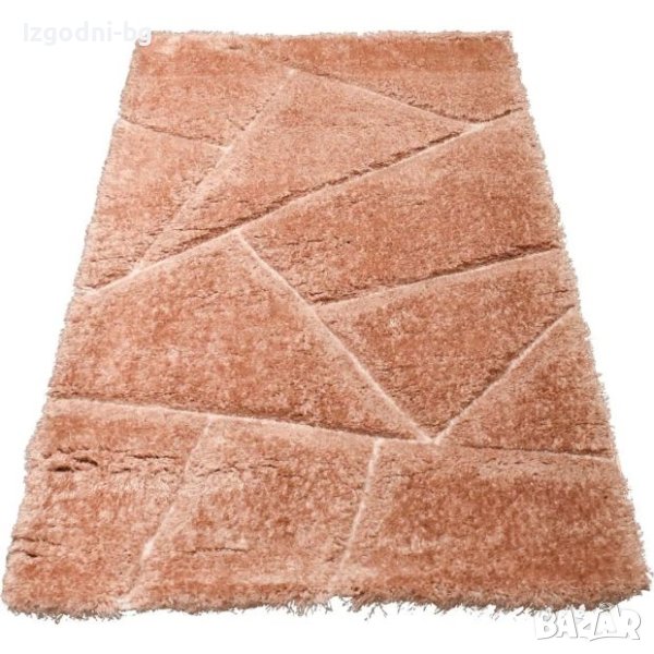 Модерен кафяв (с розов отенък) килим с геометрични фигури - различни размери, снимка 1