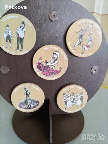 Магнити с фолклорни мотиви, снимка 1