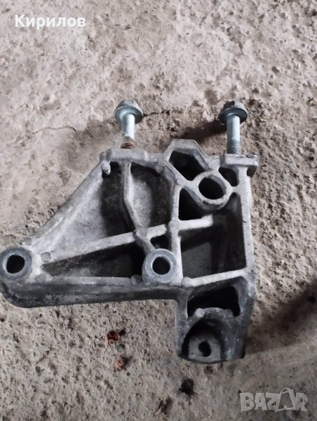 Лапа за тампон на скоростна кутия  за Skoda Octavia I  1.9 TDI , снимка 1