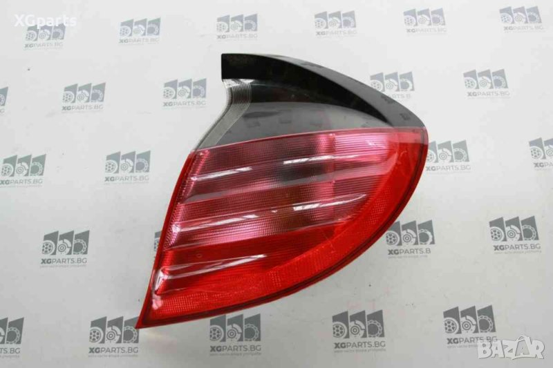  Десен стоп за Mercedes C-class W203 coupe 2 вр. (2001-2007), снимка 1