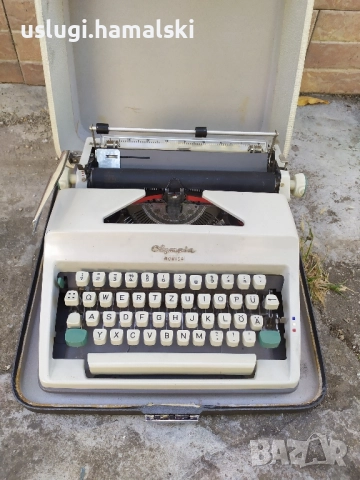 Стара пишеща машина Olimpia, снимка 1