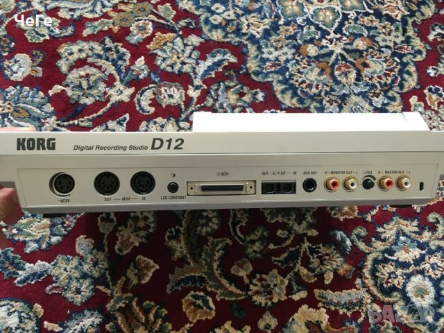 KORG D12 Digital Recording Studio, снимка 2 - Китари - 41335558