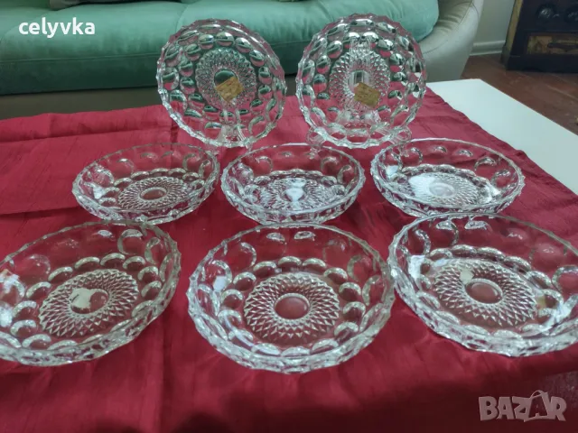 Български комплект кристални чинии