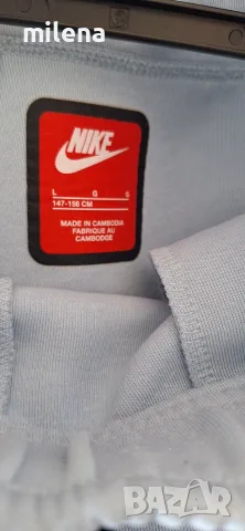 Nike tech fleece нов оригинален екип 137-147 горнище, 147-158 долнище, снимка 6 - Детски анцузи и суичери - 56211680