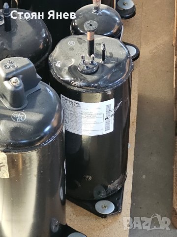 Хладилен компресор Panasonic 5PS102EAG01 - на R410

