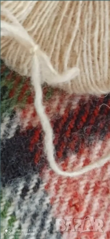 Бяла вълнена прежда , снимка 3 - Други стоки за дома - 52597300