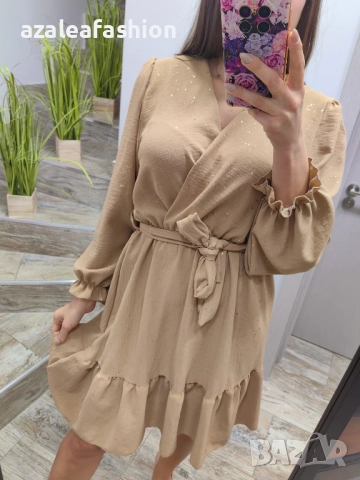 Дамска рокля с блясък