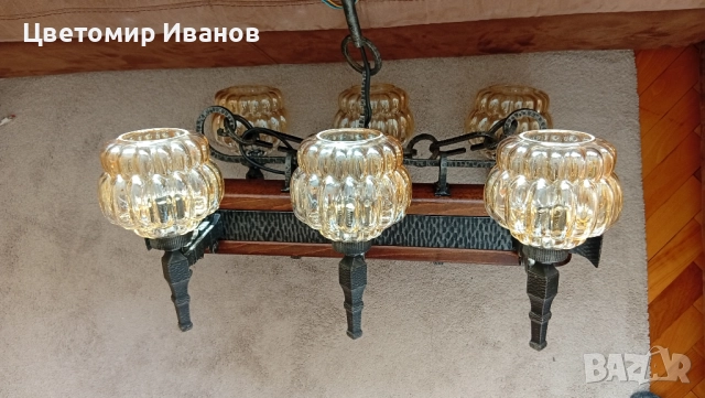 Полилей от ковано желязо и масивен дъб абажур , снимка 8 - Лампи за таван - 52661816