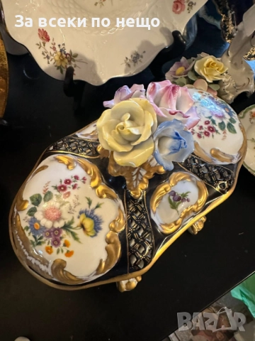 Dresden Porcelain RK Richard Klemm Germany  Circa 1904 Oval Footed Lidded Dresser Jewelry Код P1746