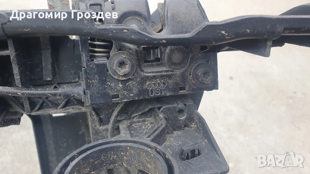 Оригинален преден панел (очиларка за Audi A1 (8X) / Ауди А1 (2010-2015), снимка 10 - Части - 52096657