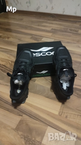 Маратонки-Lescon, снимка 3 - Маратонки - 44636512