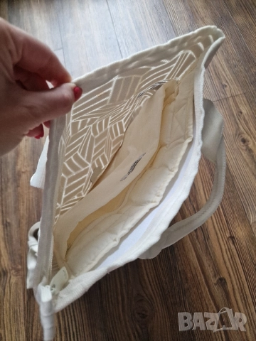 Страхотна дамска чанта раница ADIDAS, лимитиран модел, среден размер , снимка 6 - Раници - 52520837