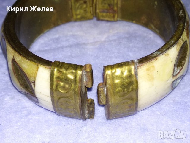 СТАРИННА БРОНЗОВА ТРАДИЦИОННА РЪЧНА ИЗРАБОТКА ТИБУТСКА ГРИВНА с КАМИЛСКА КОСТ с НУЖДА от ЩИФТ! 38336, снимка 3 - Антикварни и старинни предмети - 41265387