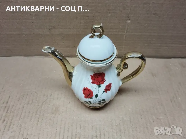 Стар Немски Порцеланов Чайник. 