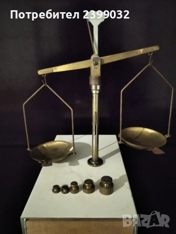 Продавам везна, снимка 2 - Антикварни и старинни предмети - 53097914