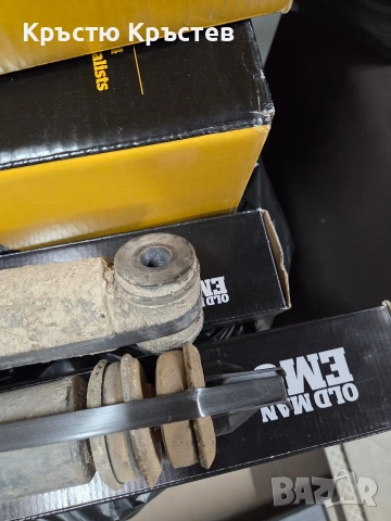 амортисьори и пружини за w 463 g class , снимка 2 - Части - 53148156